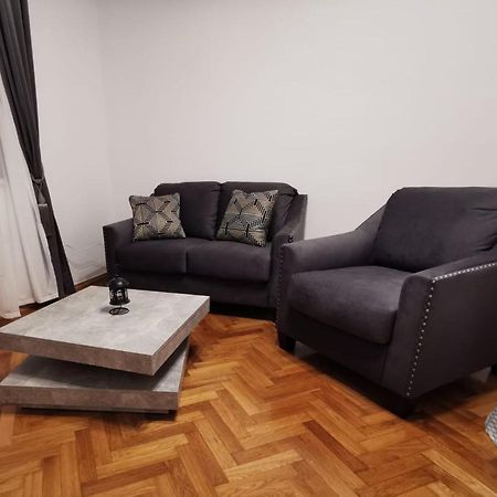 Silent Downtown Apartment Arad Exterior foto